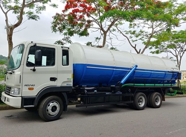 Rút hầm cầu quận 8 giá rẻ thường xuyên an toàn môi trường